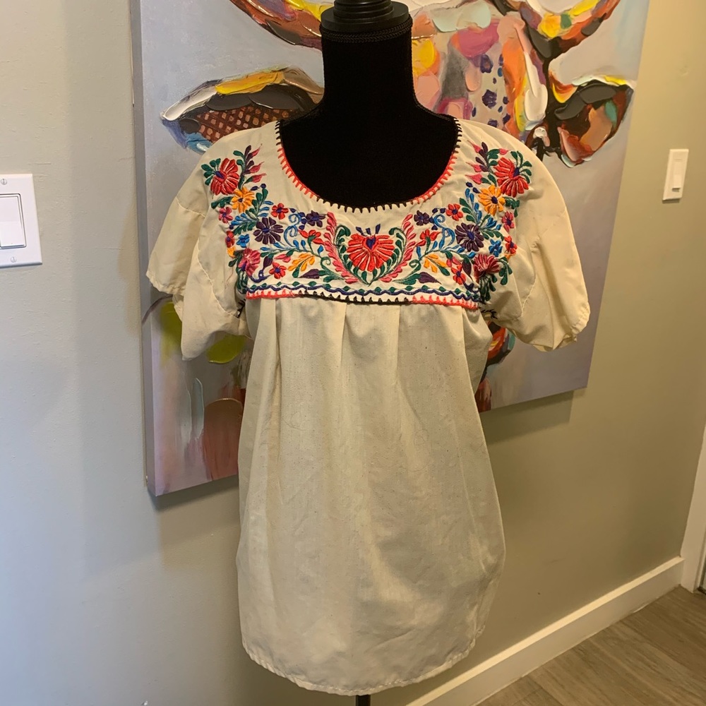 Colorful embroided Top